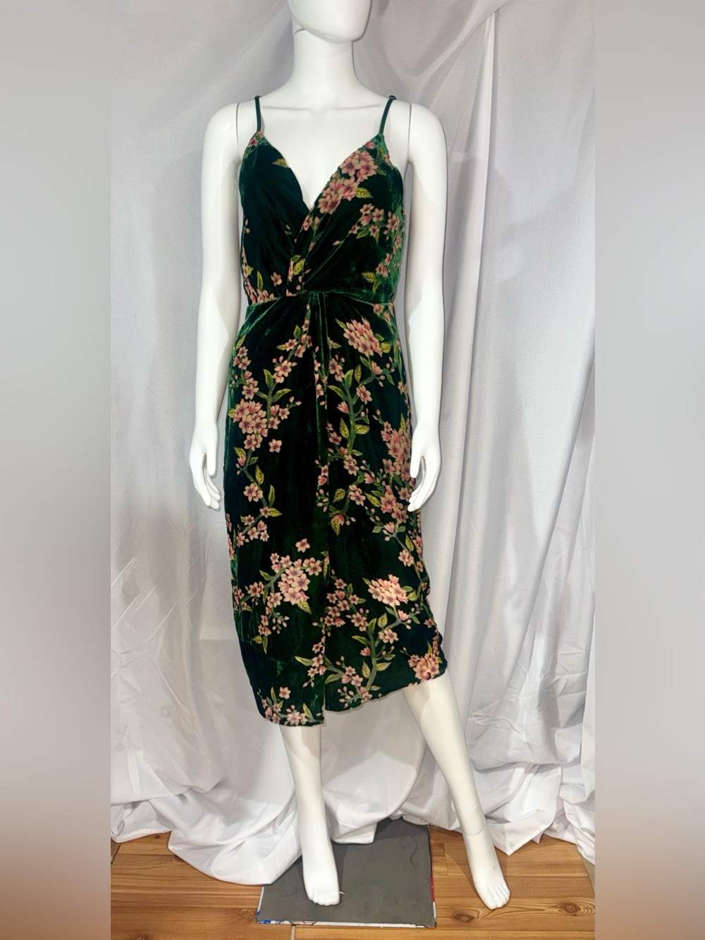 J.O.A. Dark Green Velvet Floral Twist-Front Midi Dress
